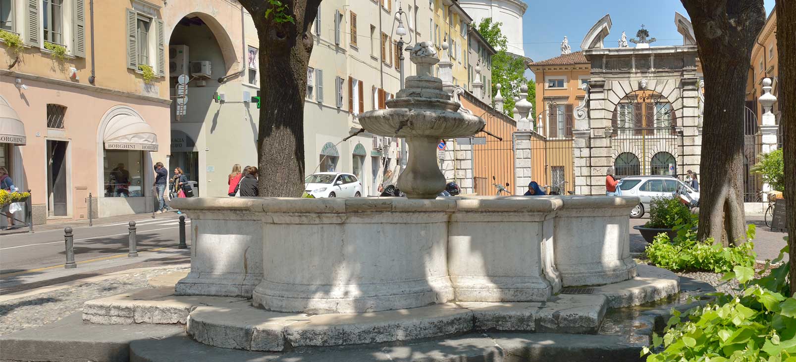 Restauro Fontana Piazza Vescovado